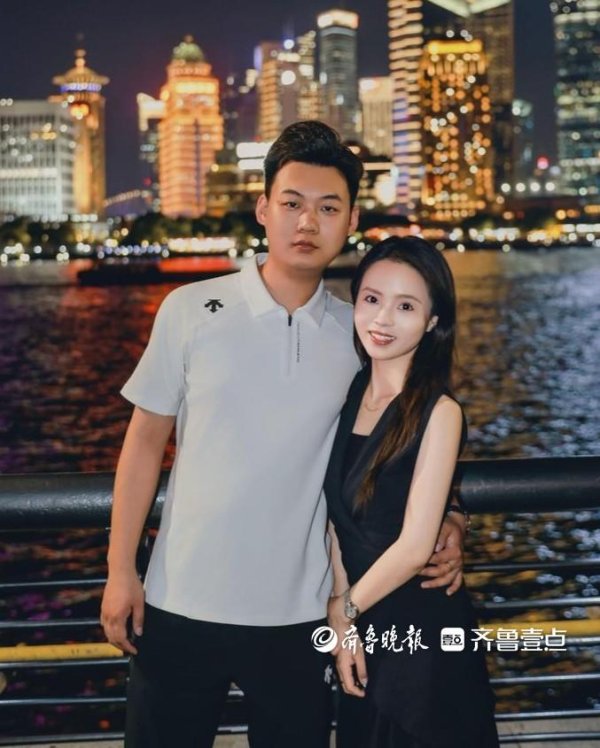 融券通 凡人歌丨小两口高速“捡”到跨省收麦人，绕路送到目的地，“他们说鲁牌车会帮他们”