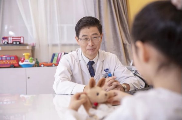 方舟配资 全国肿瘤防治宣传周｜关于儿童肿瘤，家长需关注这些方面